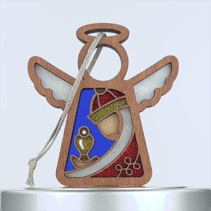 A 360 degree view of the Christmas Nativity Red Wise Man Ornament